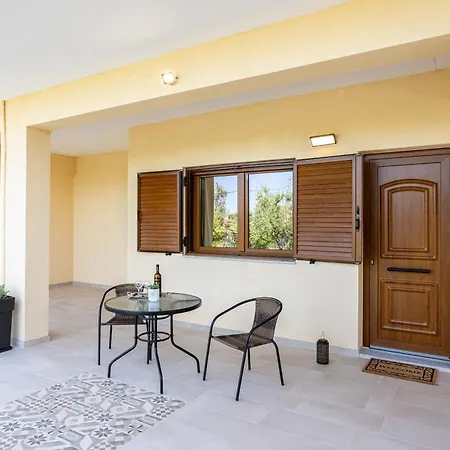 Appartement Nelly's Place Garden House 1 *