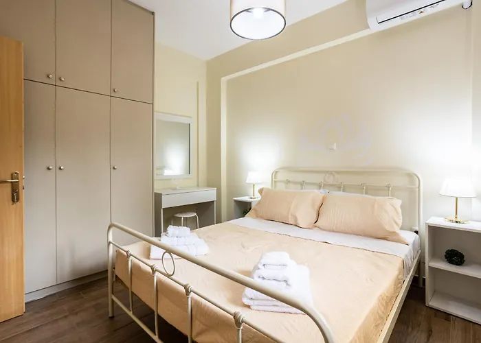 Апартаменты Nelly's Place Garden House 1 Захаро